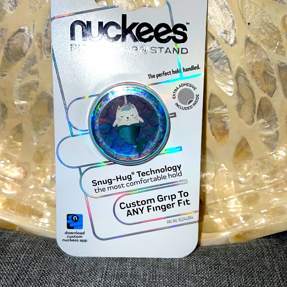 NEW Nuckees Phone Grip & Stand. Catmermacorn. 🙂💙